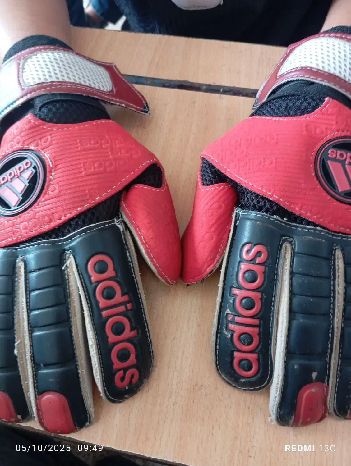 دستکش آدیداس|تجهیزات ورزشی|ری, شهرک نظامی|دیوار