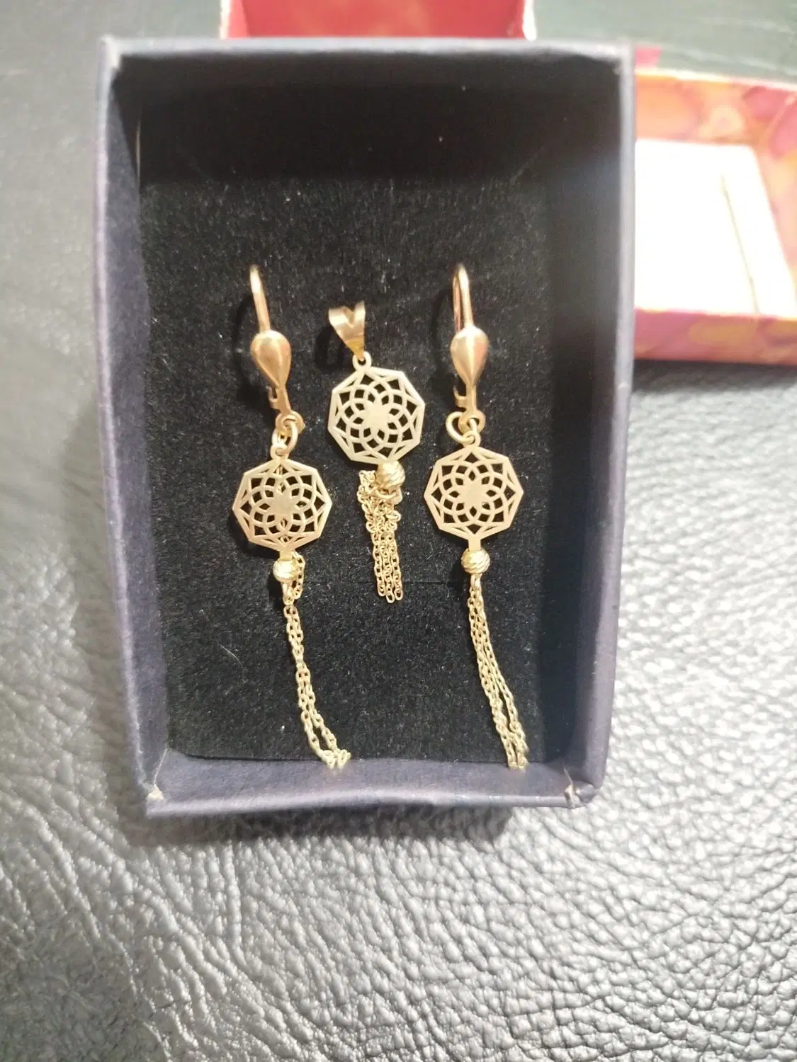 طلا|جواهرات|شیراز, قلعه نو|دیوار