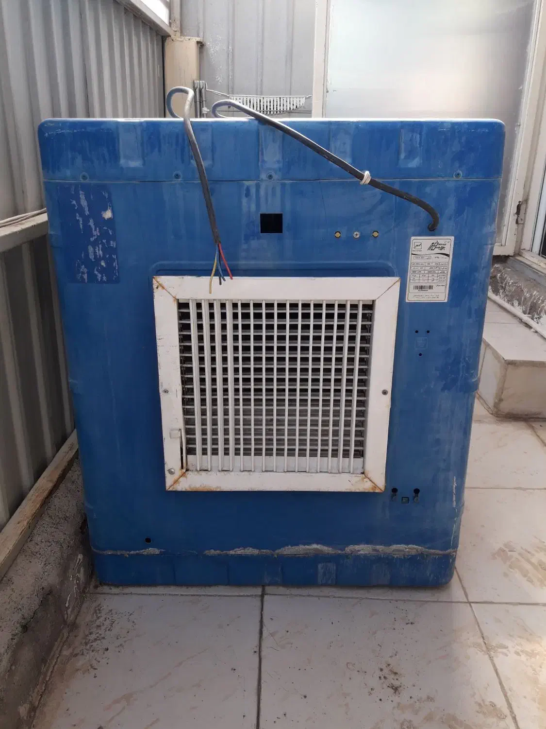 کولر آبی|کولر آبی|مرند, |دیوار