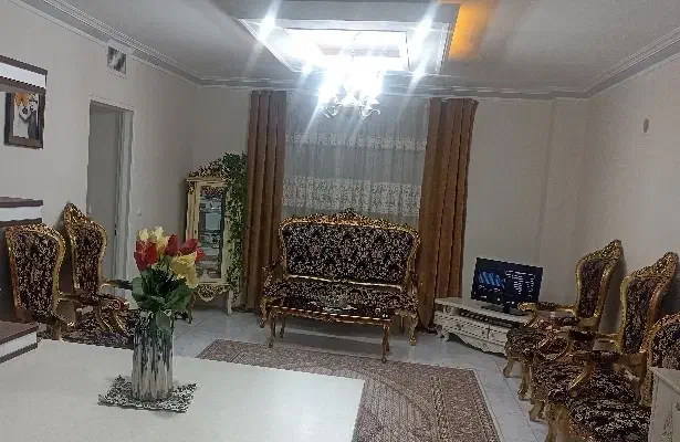 مبل چوبی نه نفره سالم|مبلمان خانگی و میز عسلی|باغستان, |دیوار