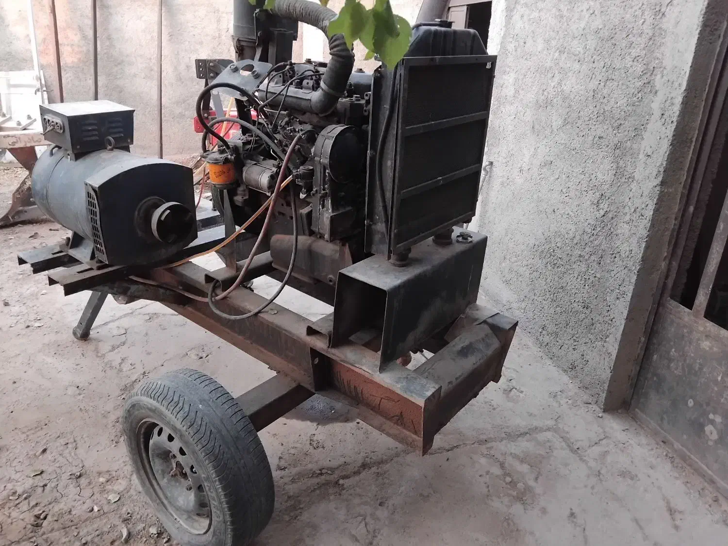 موتور فیات ۳ سیلندر همراه ژنراتور|ماشینآلات صنعتی|مشهد, مشکینی (شهرک غرب)|دیوار
