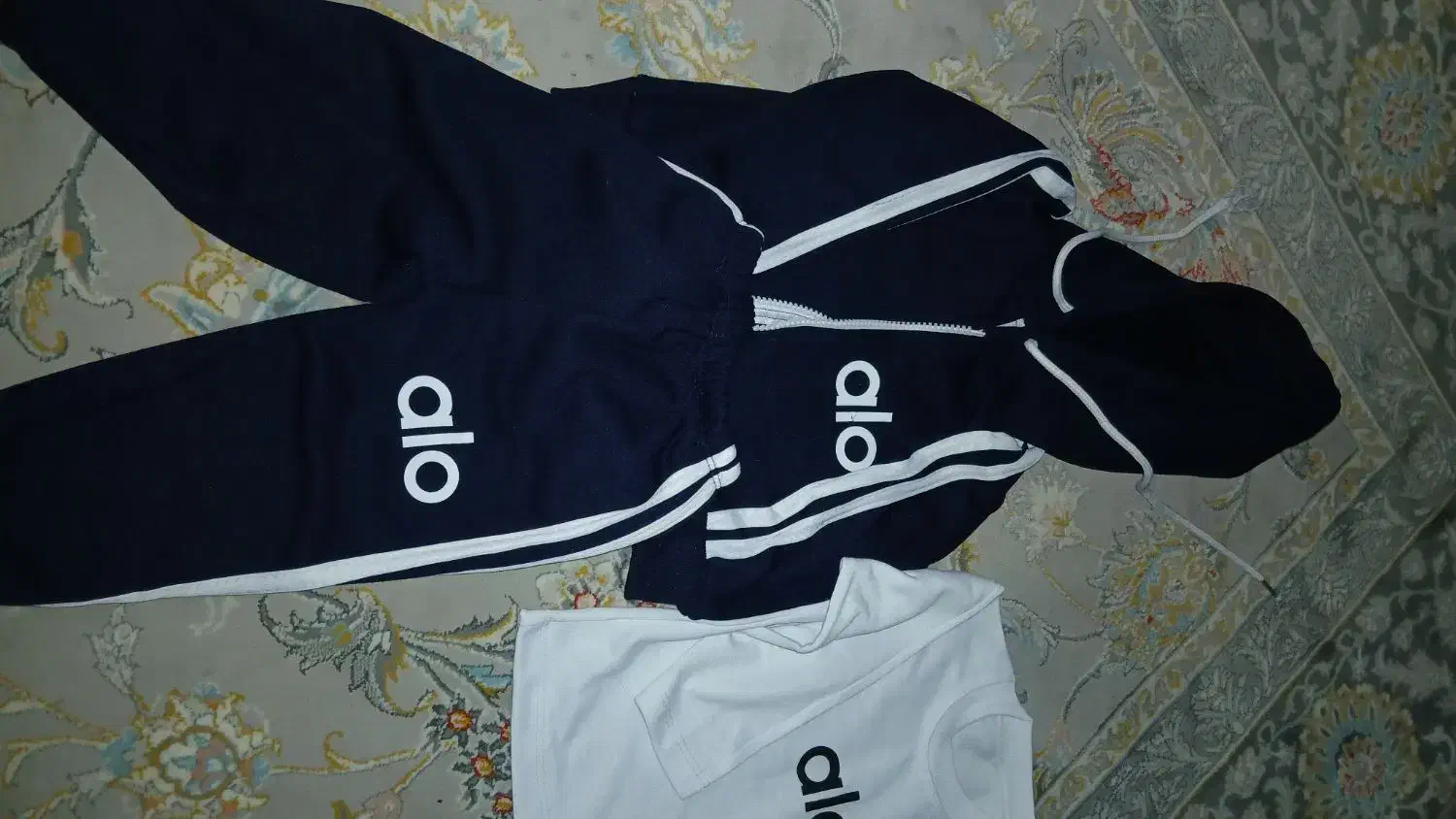 لباس بچه گانه|کفش و لباس بچه|مسجد سلیمان, |دیوار