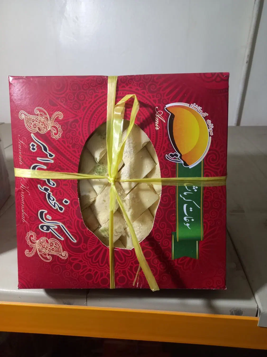 گردویی دانمکارکی ویفر شیرینی عسلی|خوردنی و آشامیدنی|مشهد, امیریه|دیوار