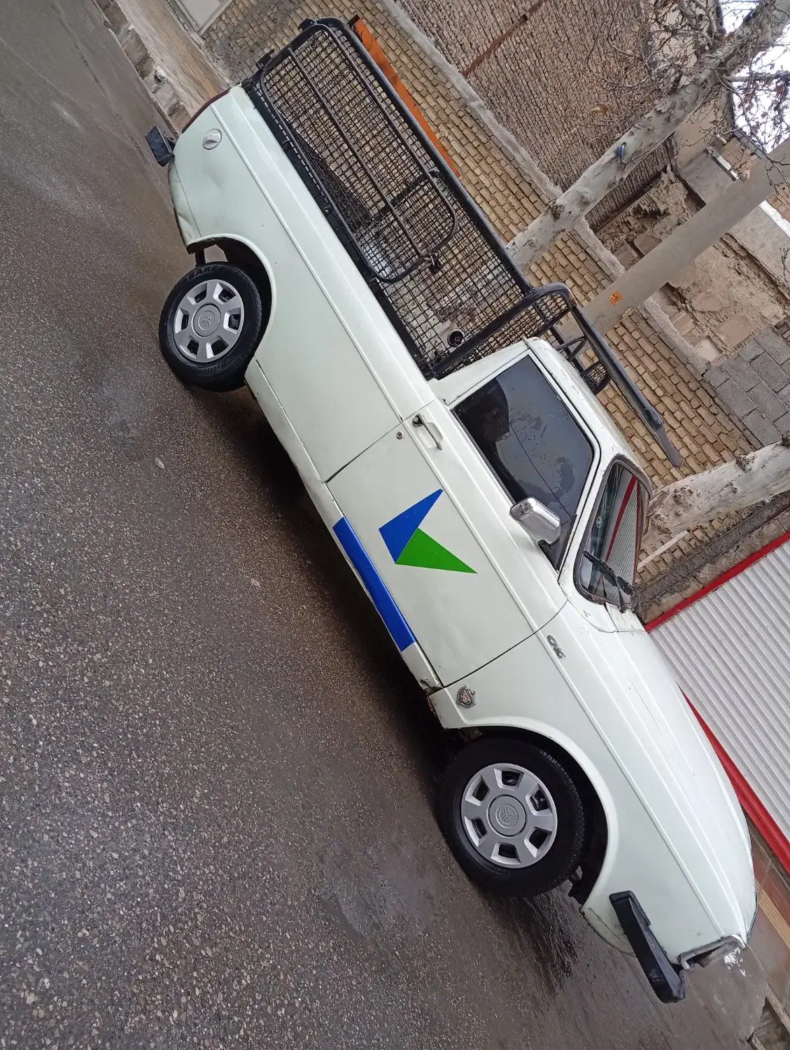 وانت بار۹۰دوگانه|خودرو سواری و وانت|بروجرد, |دیوار