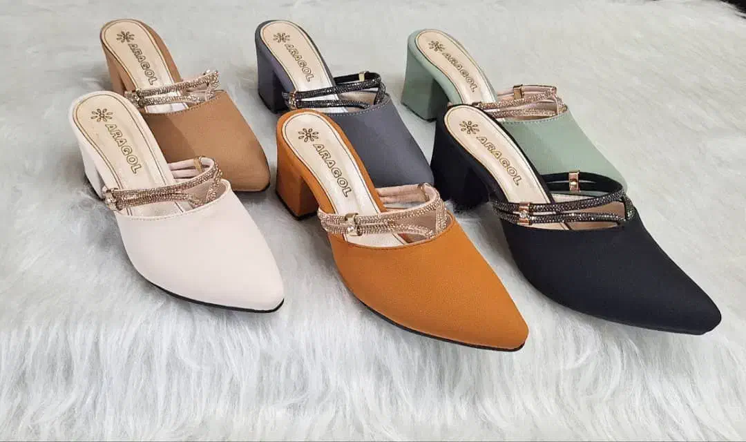 عرضه انواع کفش مجلسی زنانه|کفش و لباس بچه|بوشهر, |دیوار