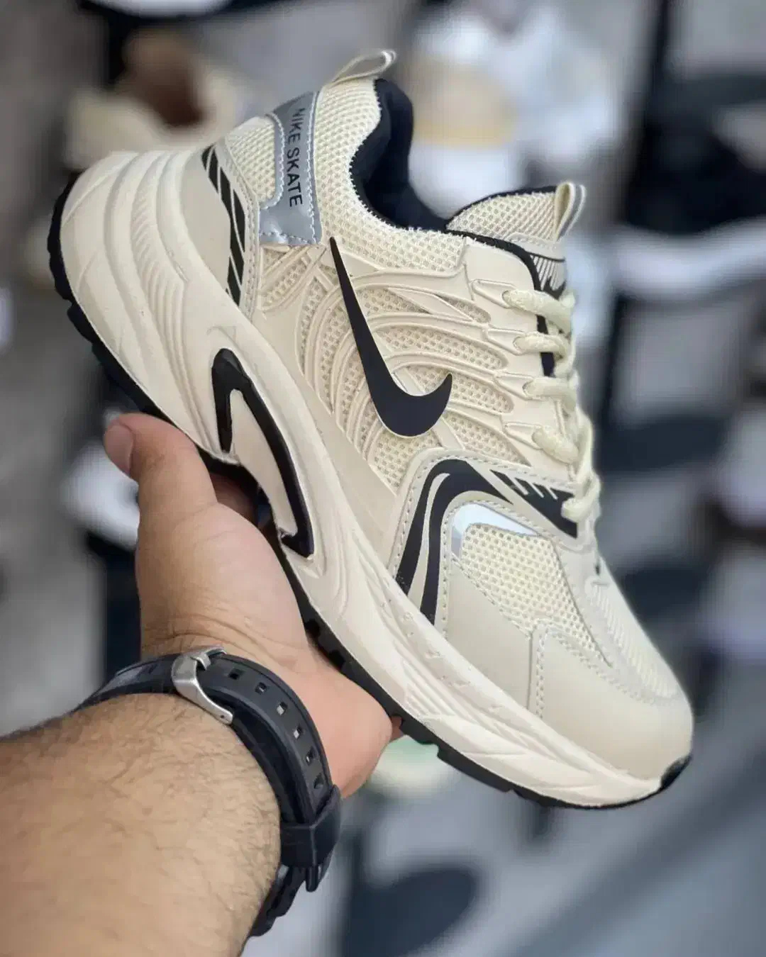 کفش توریست|کیف، کفش، کمربند|برازجان, |دیوار