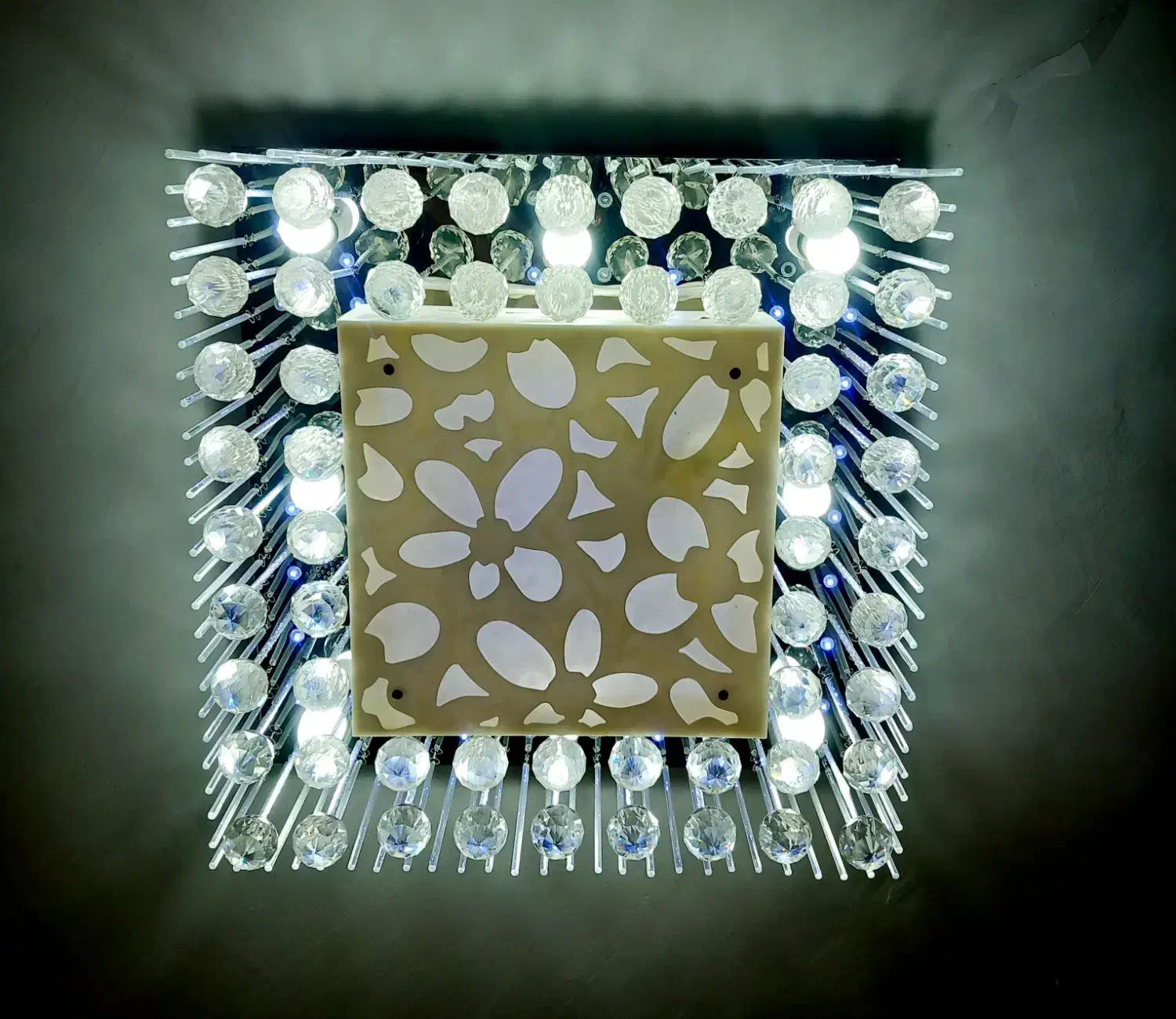 لوستر|لوستر و چراغ آویز|شاهرود, |دیوار