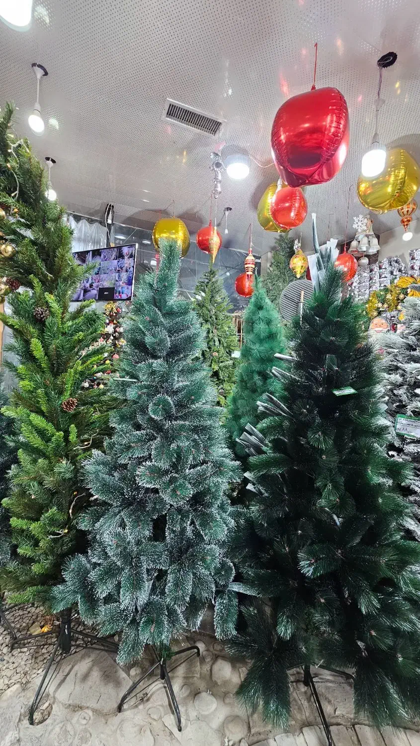 درخت کریسمس|گل مصنوعی|اصفهان, مهدی آباد|دیوار