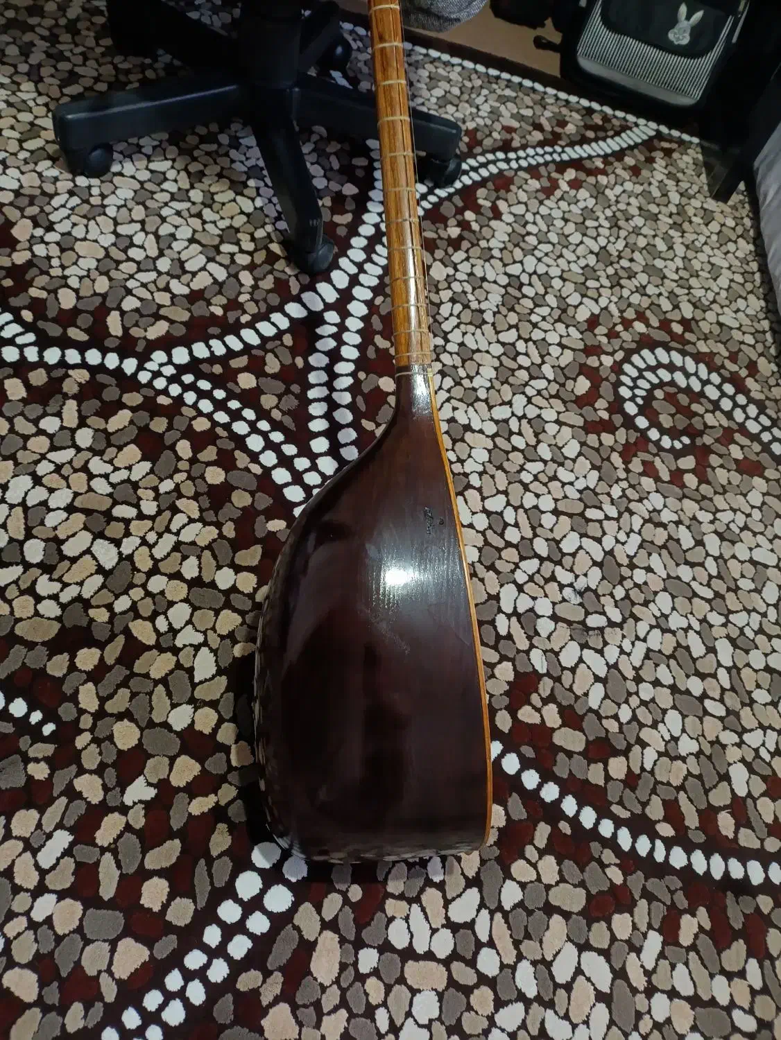 تنبور|سازهای سنتی|کرمانشاه, |دیوار