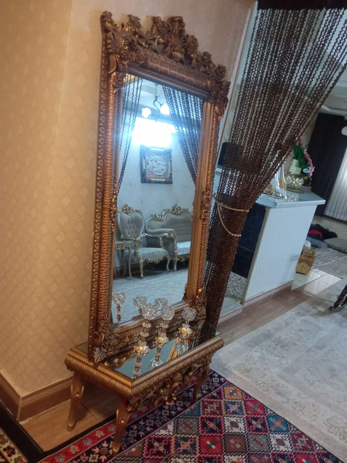 اینه کنسول  طلایی تمیز سالم|بوفه، ویترین، کنسول|مشهد, کارمندان دوم|دیوار
