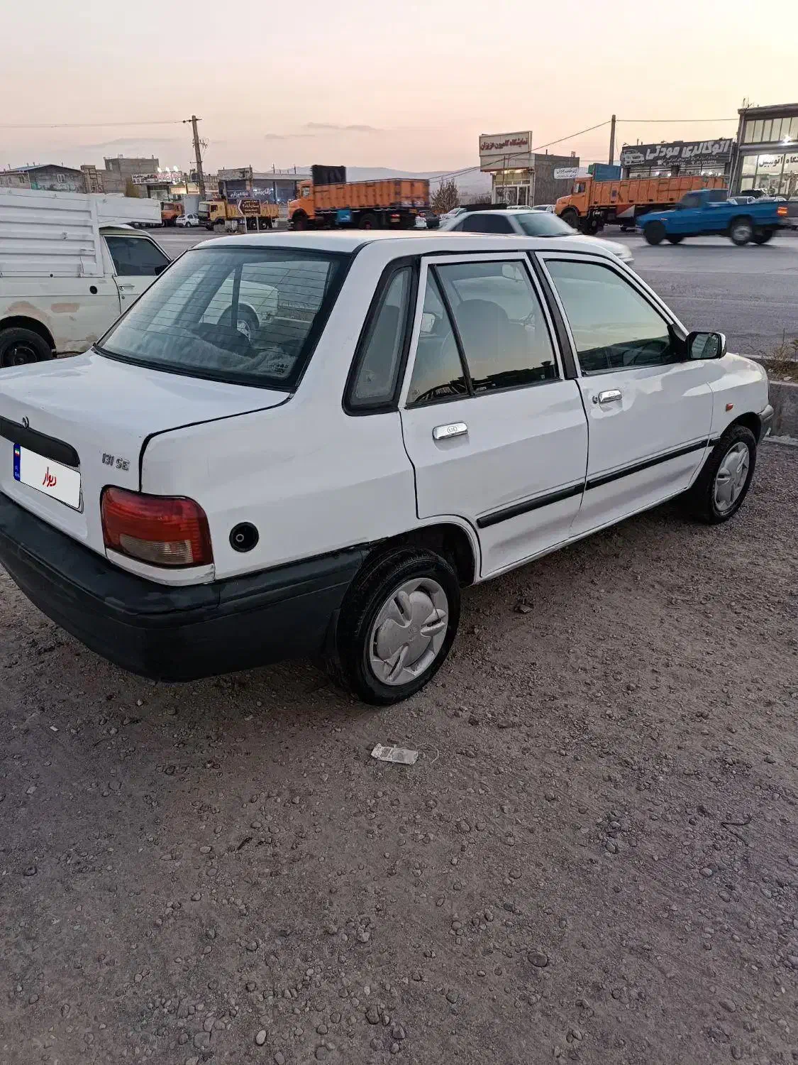 پراید مدل ۸۲|خودرو سواری و وانت|بستان آباد, |دیوار