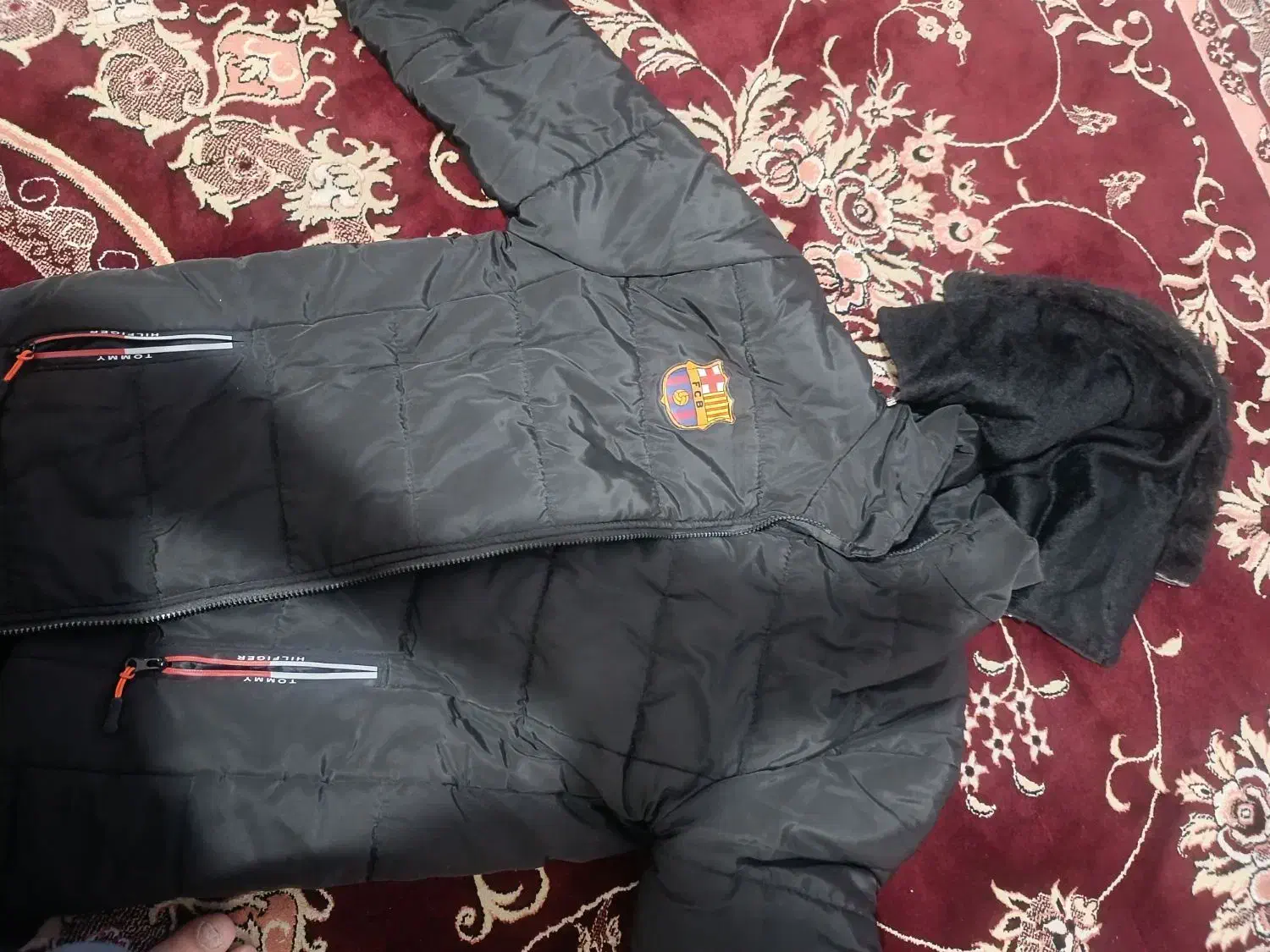 کاپشن|لباس|نسیمشهر, |دیوار