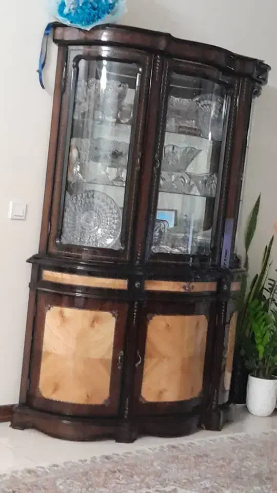 ویترین در حد نو چوب راش|بوفه، ویترین، کنسول|تهران, تهرانسر شرقی|دیوار