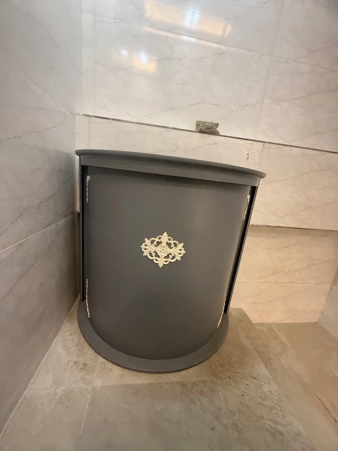 کانتر|آرایشگاه و سالنهای زیبایی|ایلام, |دیوار