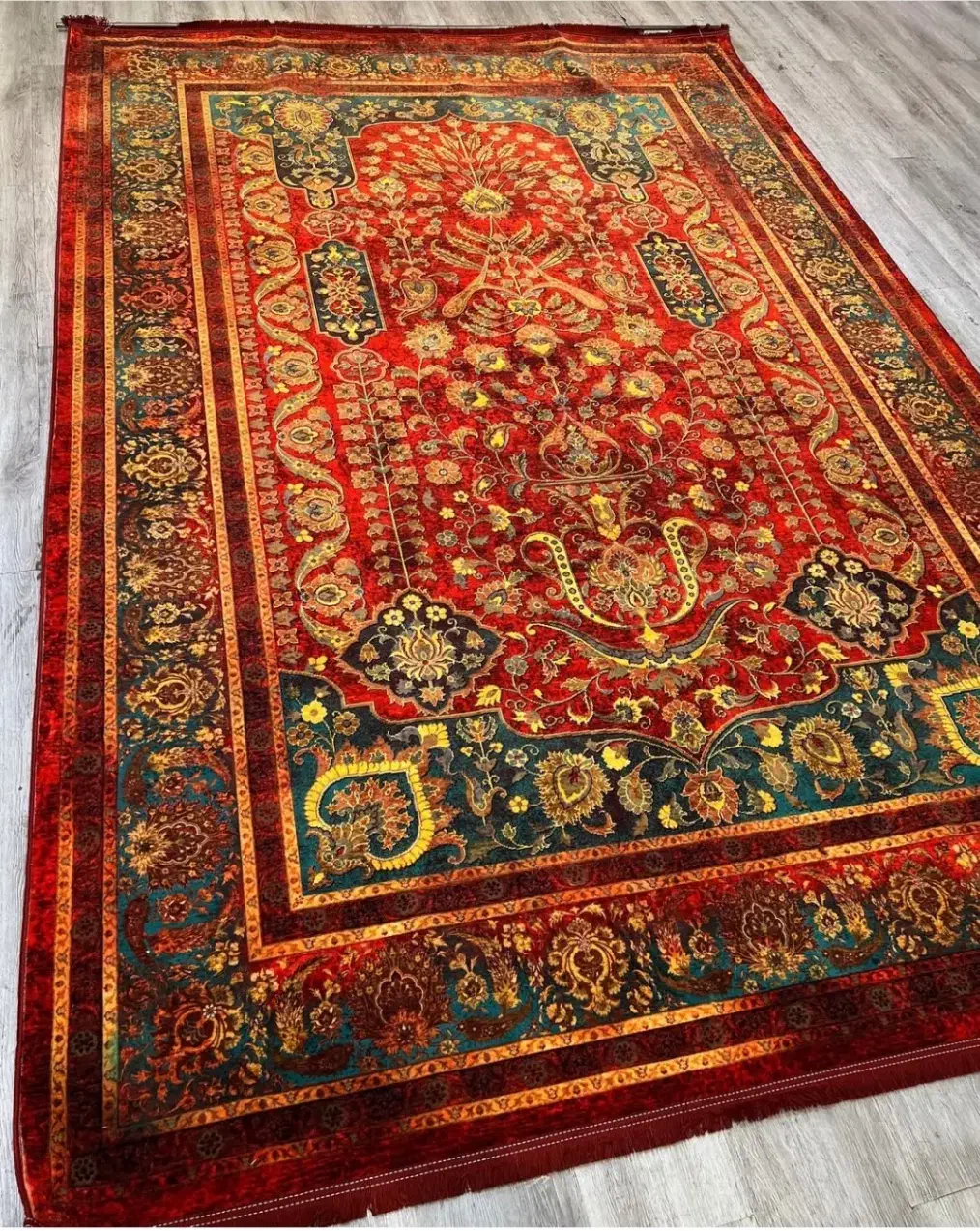 فرش را بدون سودنه ولی باسودخیلی پایین میفروشیم چرا|فرش|شیراز, لاله|دیوار