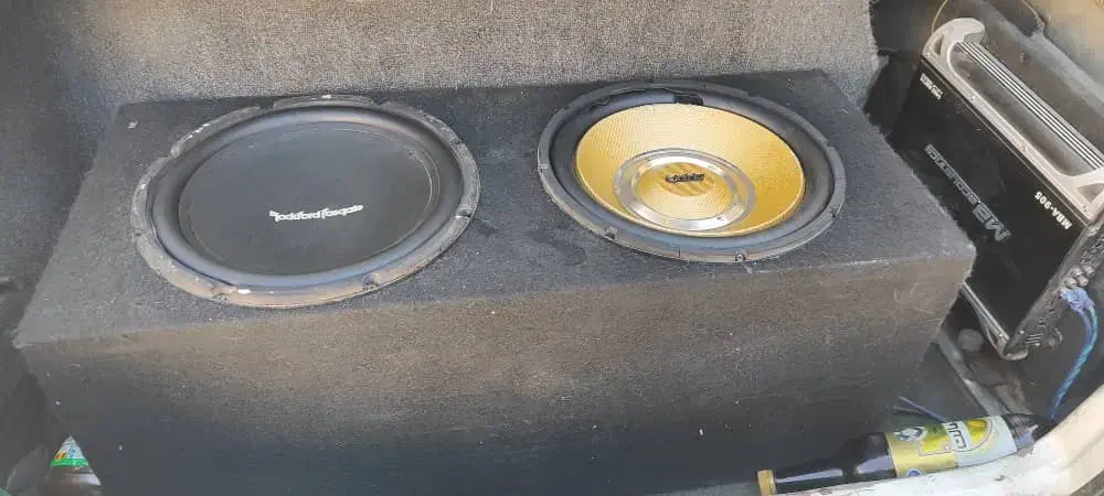 یک عدد آمپلی ام بی با دو عدد ساب فروشی|صوتی و تصویری|ایرانشهر, |دیوار