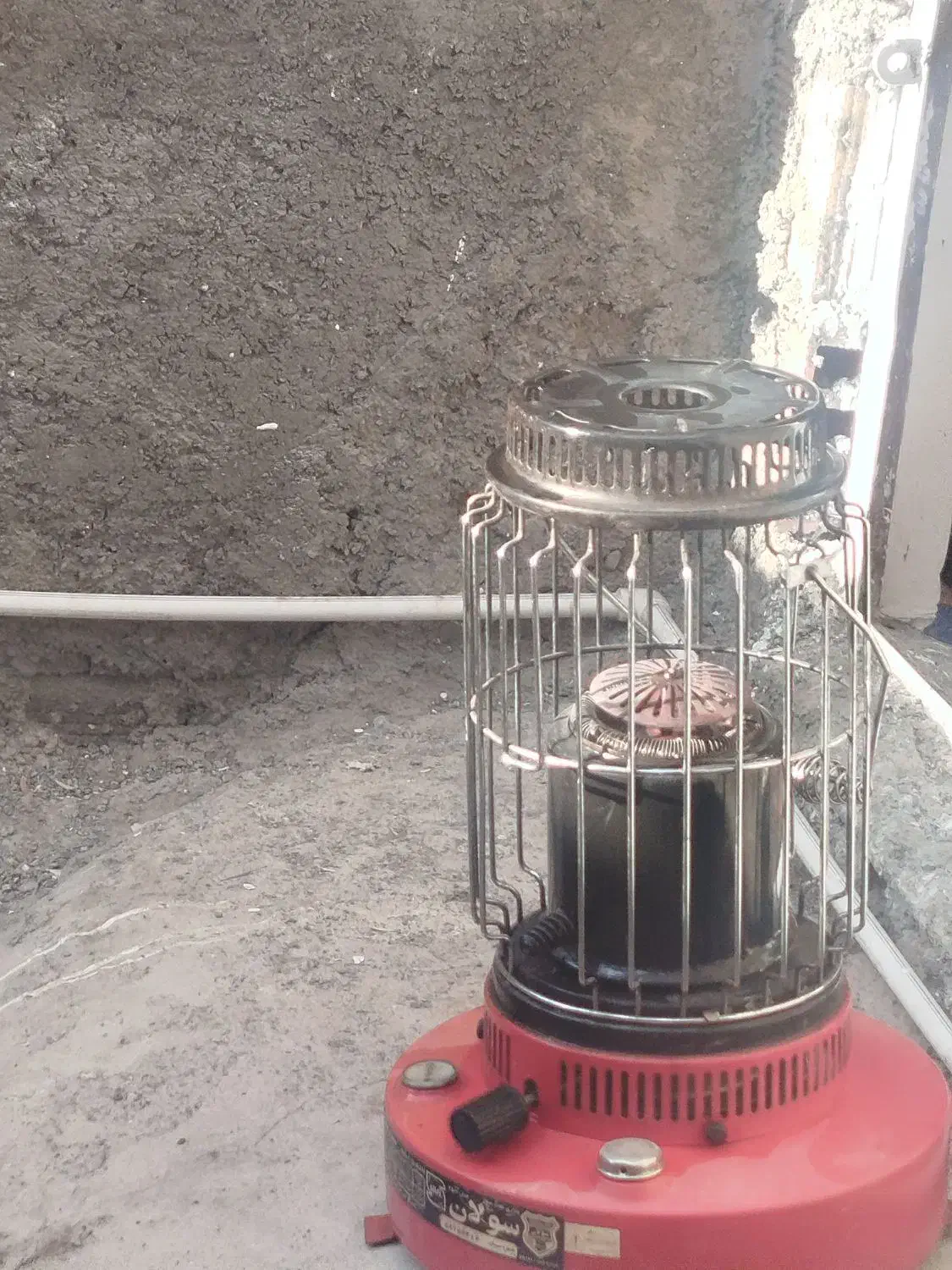 فروش پشتی و چراغ نفتی|پشتی|بم, |دیوار