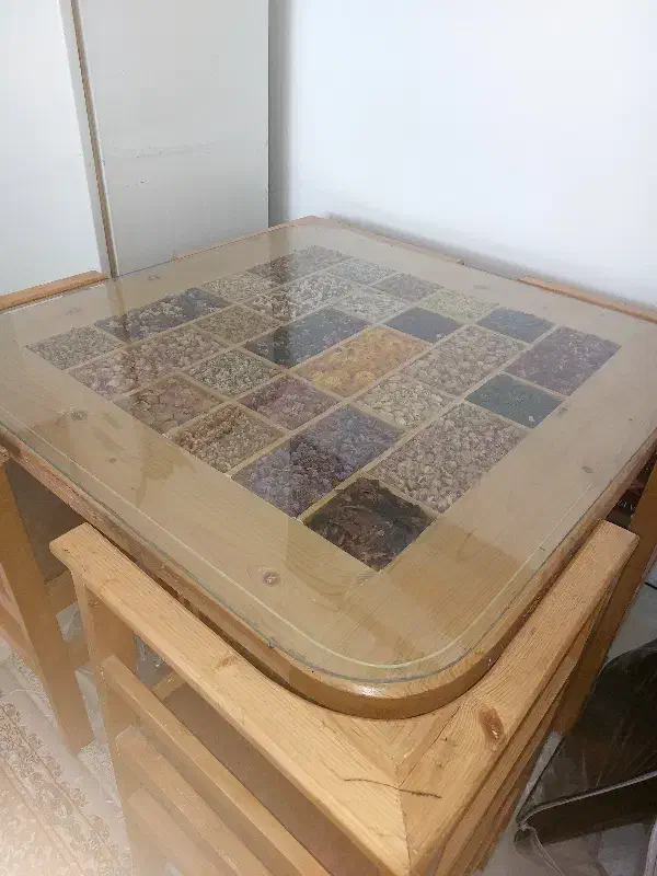 میز و صندلی میز تلویزیون بوفه کتابخانه مبل جاکفشی|میز و صندلی غذاخوری|هشتگرد, فاز ۲ مهستان|دیوار