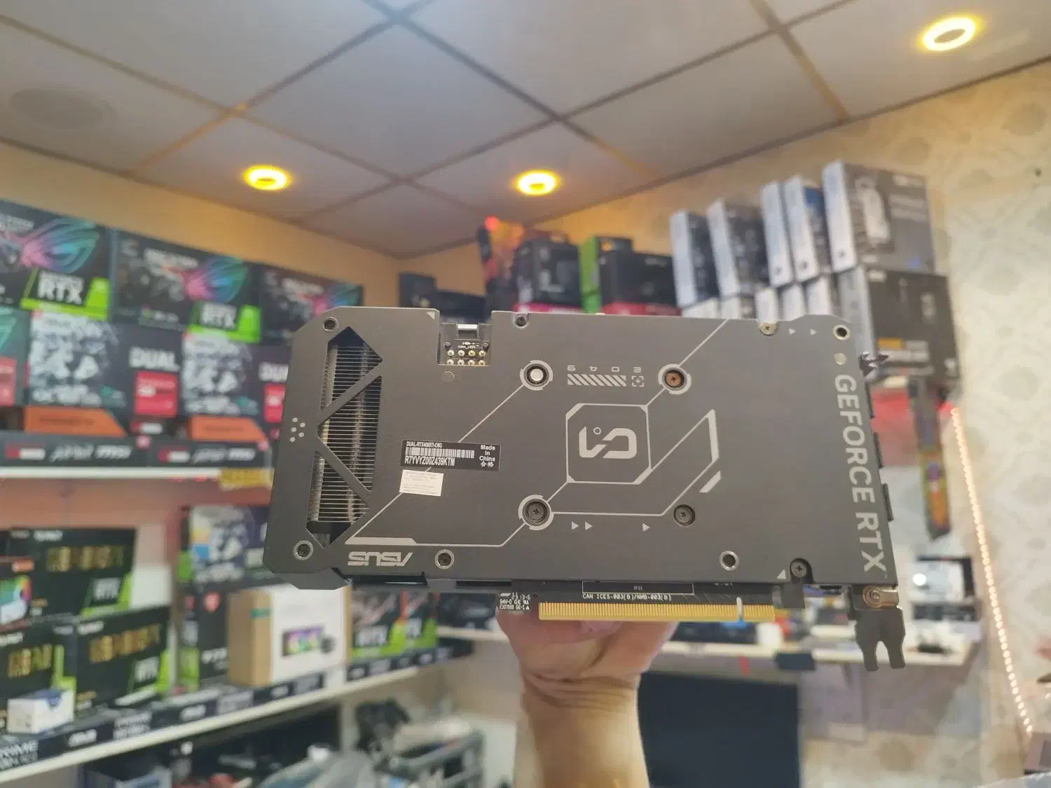 کارت گرافیک RTX 4060TI 8G گارانتی دار کیس گیمینگ|قطعات و لوازم جانبی رایانه|تهران, شهرک پاسداران|دیوار