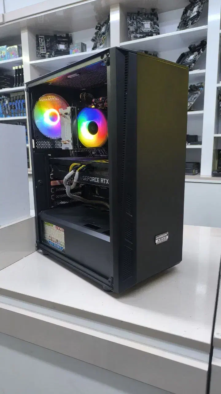 کیس گیمینگ قدرتمند و گرافیک ۸ گیگ|رایانه رومیزی|تهران, فلسطین (میدان انقلاب)|دیوار