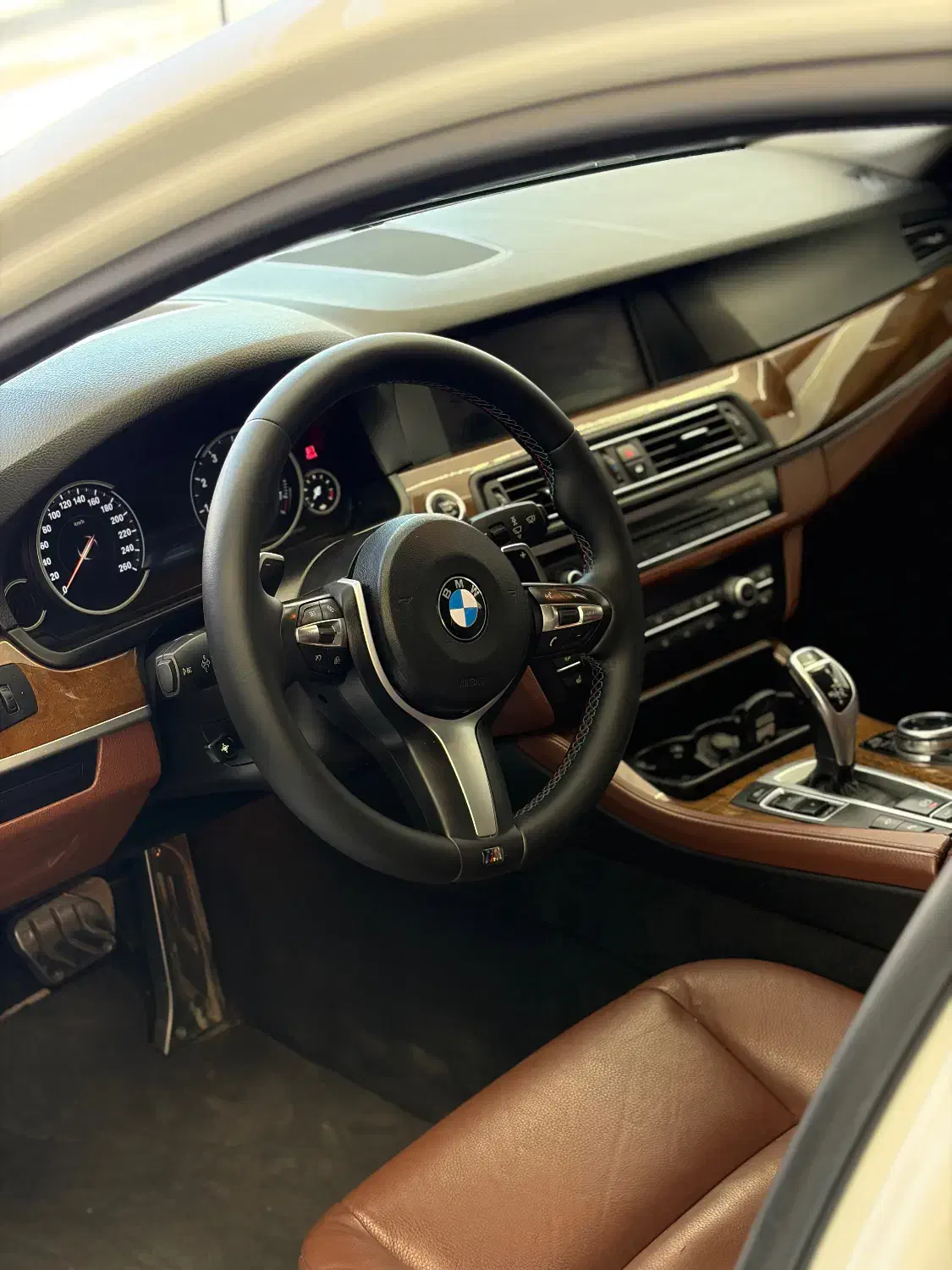 BMW528/2013|خودرو سواری و وانت|شیراز, سلطان آباد|دیوار