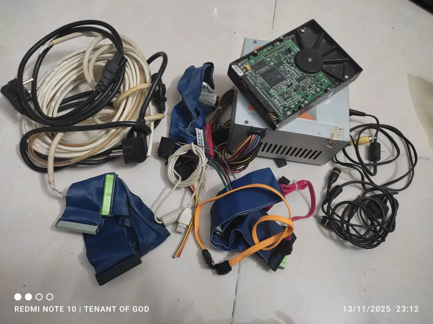 تجهیزات کامپیوتر|قطعات و لوازم جانبی رایانه|مشهد, ایثارگران|دیوار