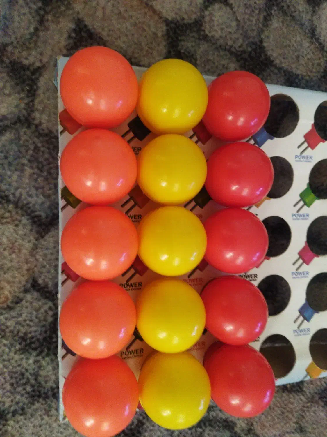 چراغ خواب|چراغ خواب و آباژور|دوگنبدان, |دیوار