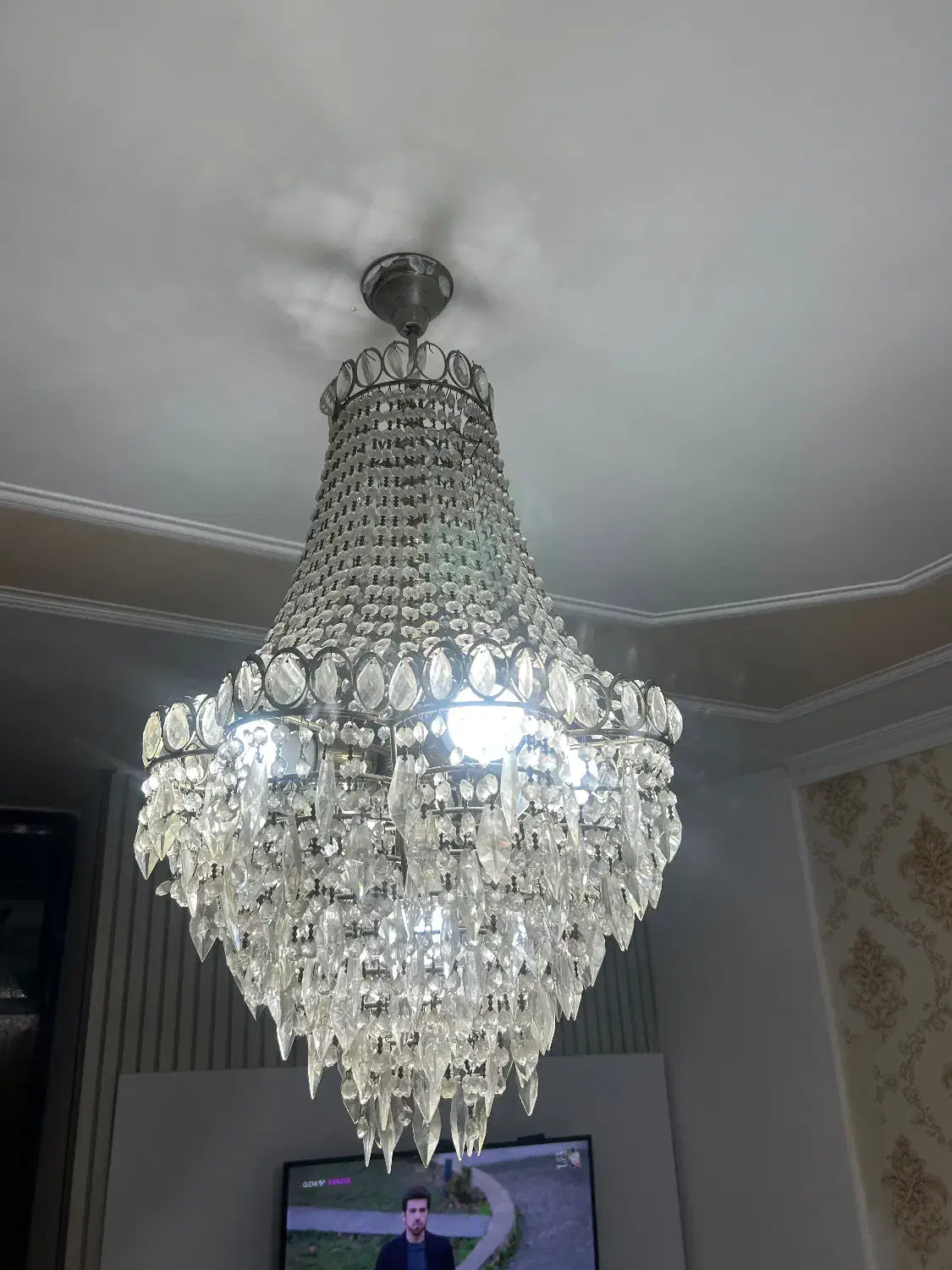 یک جفت لوستر|لوستر و چراغ آویز|ساری, |دیوار