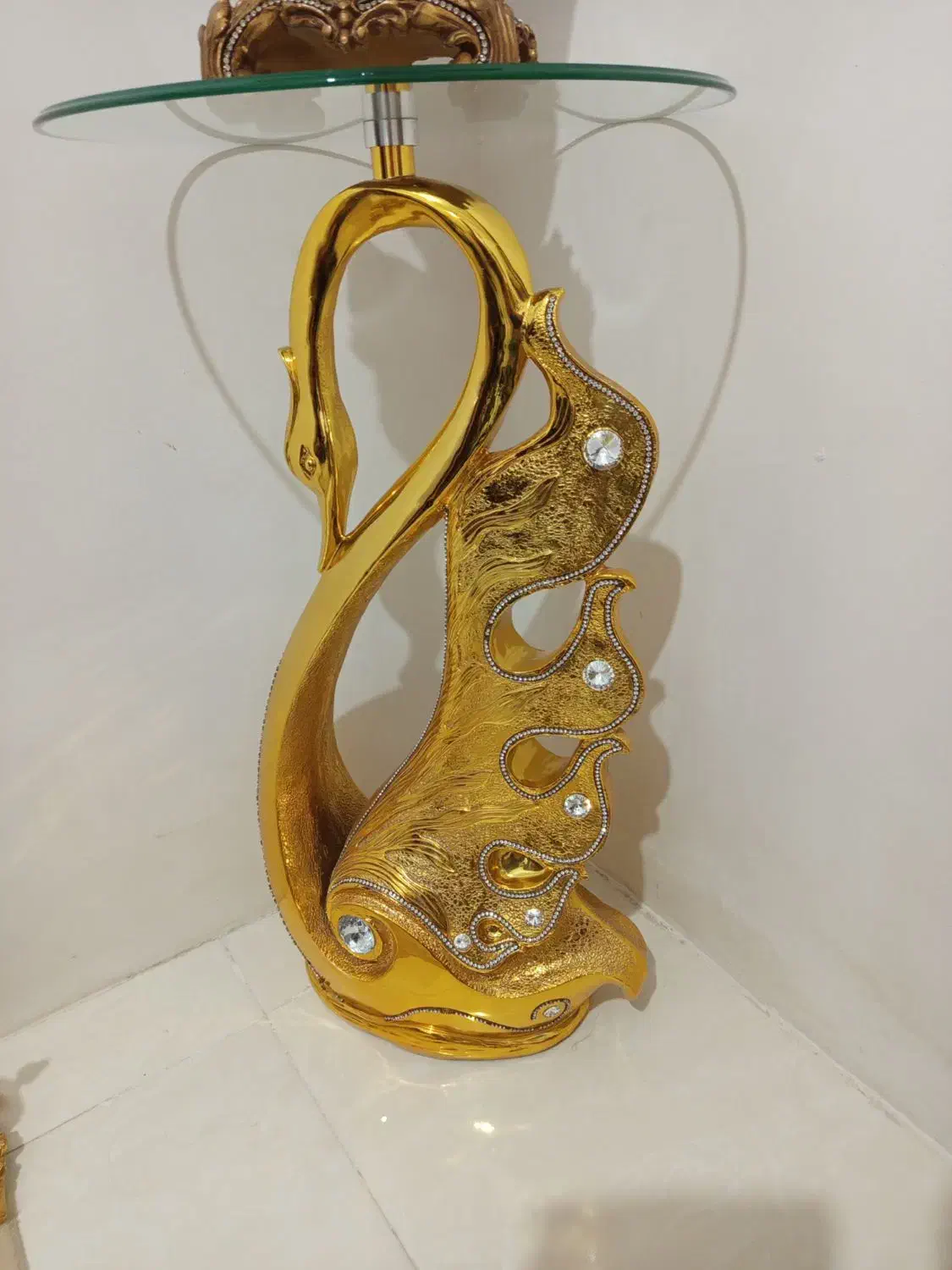 میز گرد رزین|میز تلفن|فردیس, شهرک هفده شهریور|دیوار