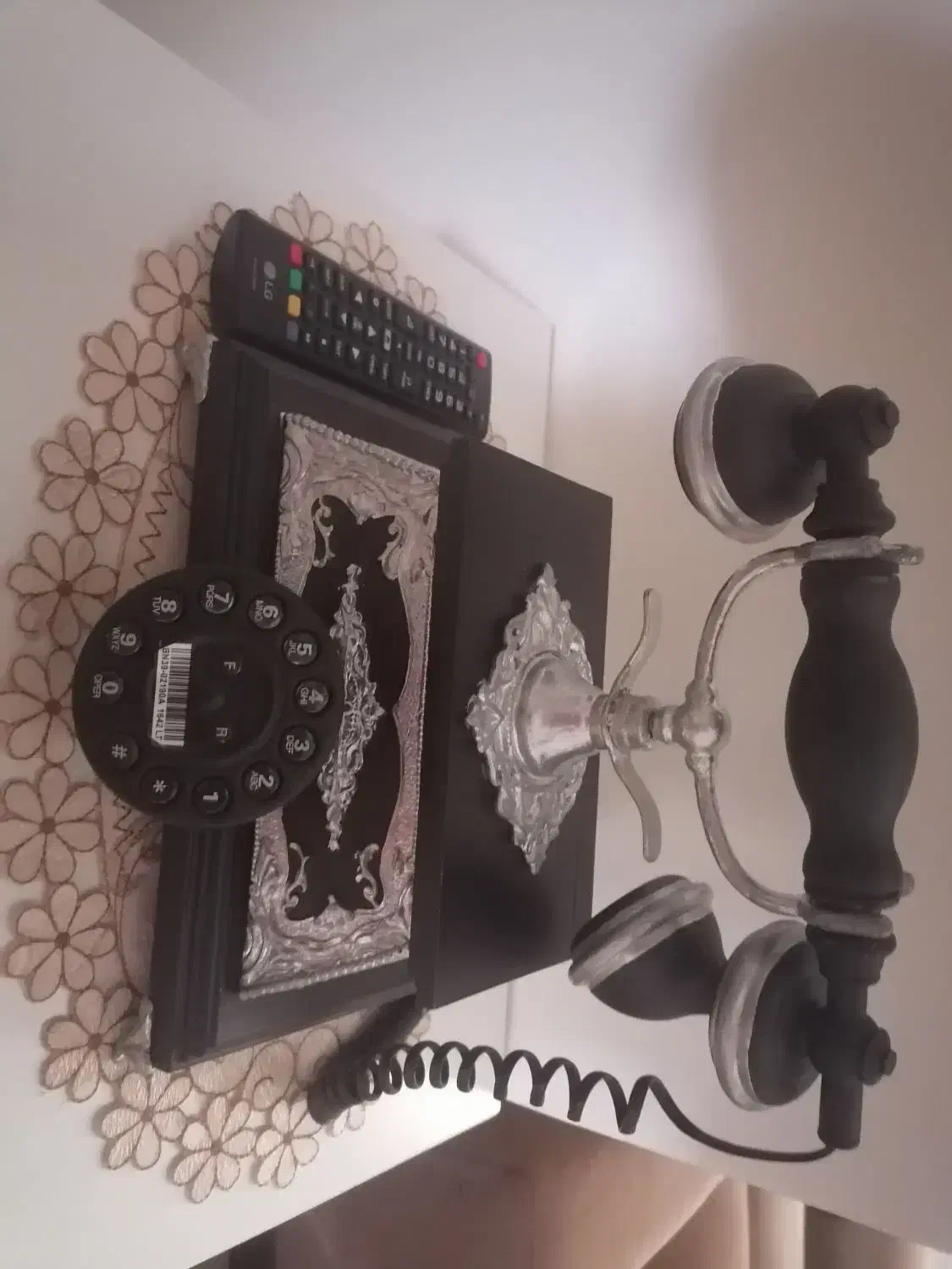 تلفن رو میزی آنتیک|تلفن رومیزی|بندرعباس, |دیوار