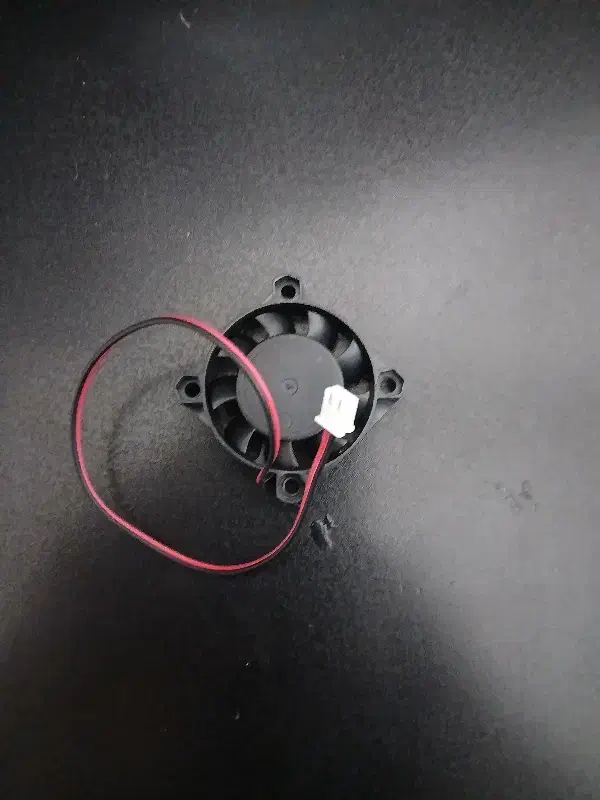 فن ۱۲ ولت ۰.۲۵ آمپر|قطعات و لوازم جانبی رایانه|قم, بنیاد|دیوار