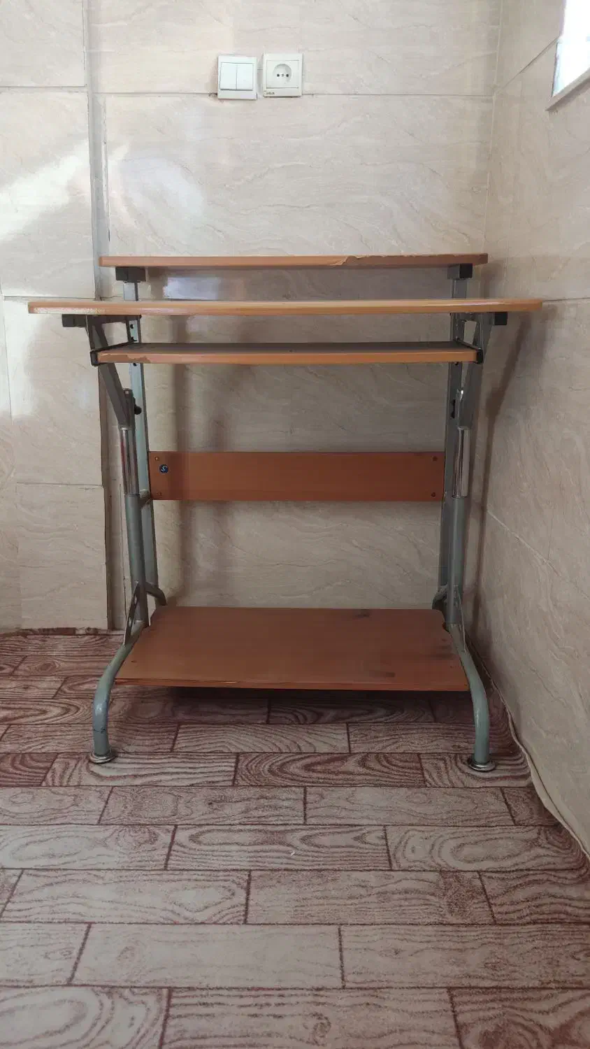 میز کامپیوتر چوبی|میز تحریر و کامپیوتر|بومهن, |دیوار