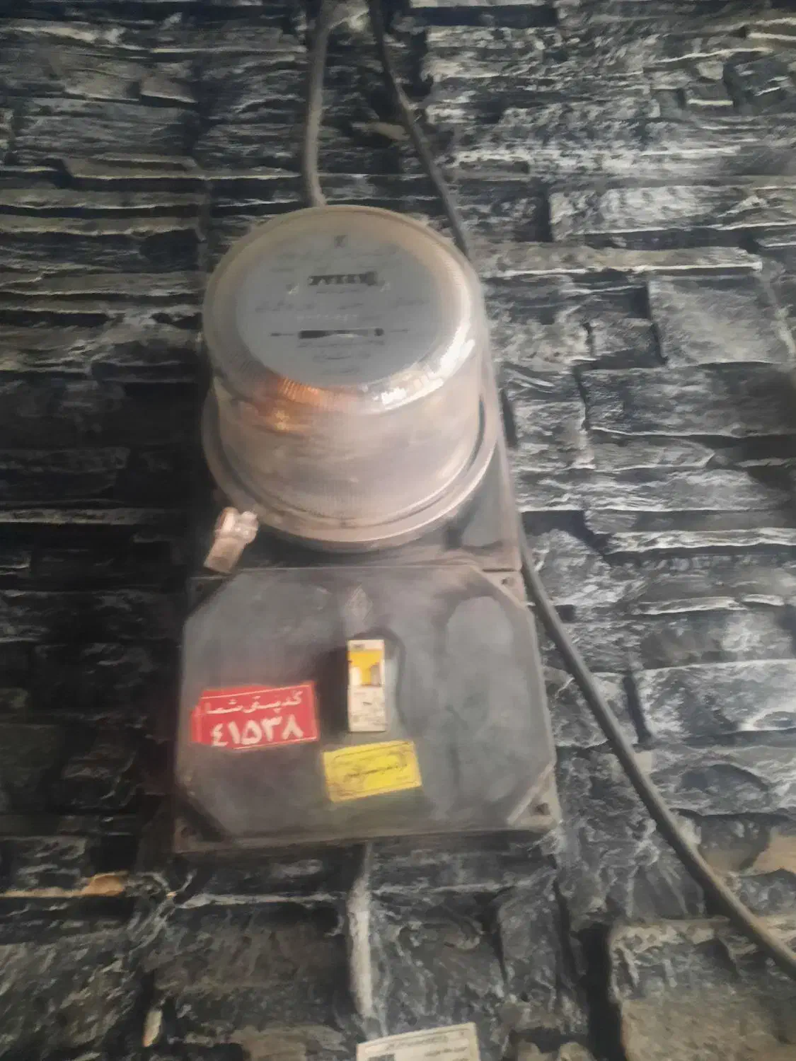 برق کاری شبانه روزی|خدمات پیشه و مهارت|رشت, پیرسرا|دیوار