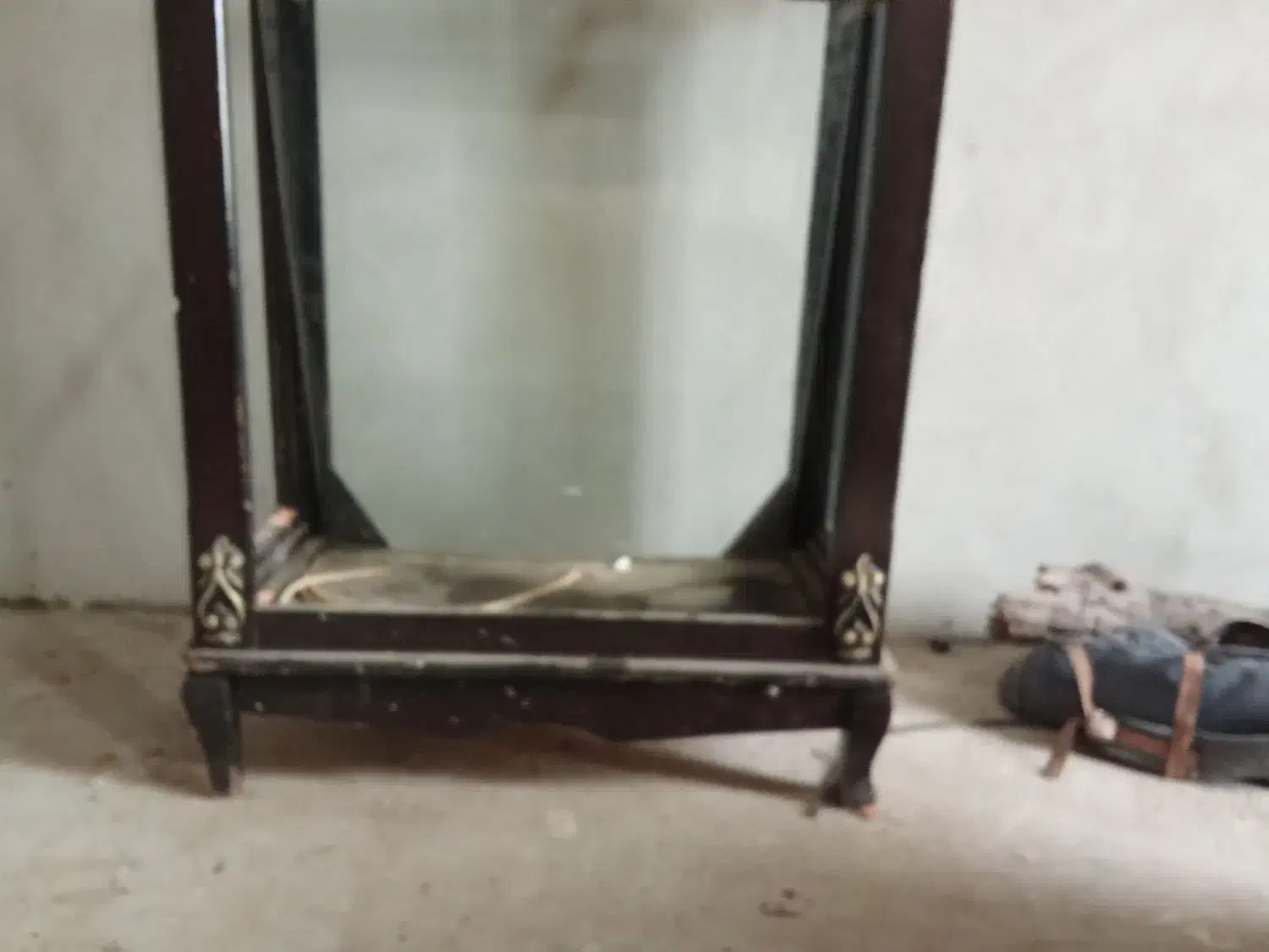 بوفه شکسته ۳۰۰ هزارتومان|بوفه، ویترین، کنسول|گالیکش, |دیوار