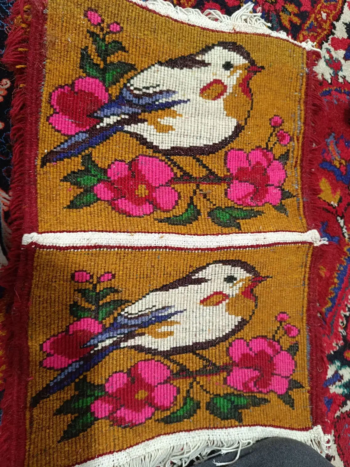 صندل اوستو|فرش|اهر, |دیوار