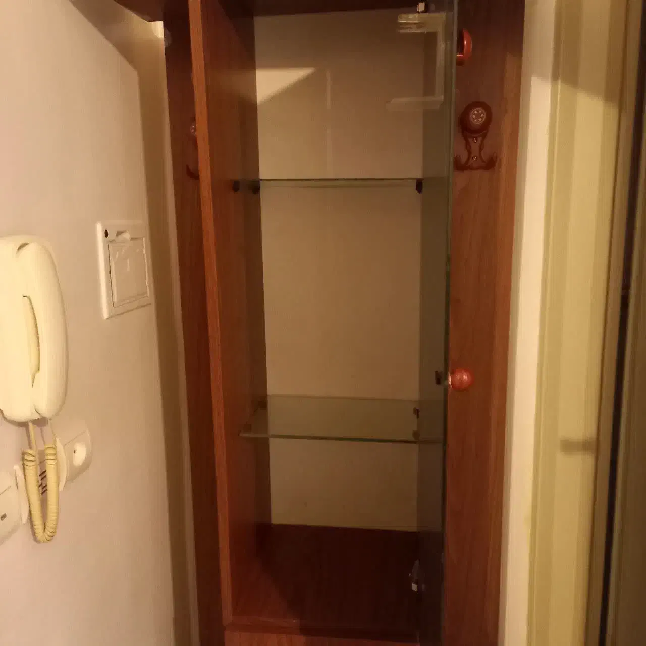 جاکفشی و جالباسی|جاکفشی، کمد، دراور|تهران, دهم فروردین|دیوار