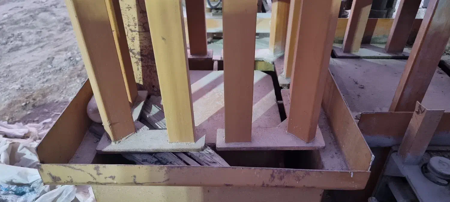 فروش یک جفت دستگاه تولید جدول و کانال بتنی|ماشینآلات صنعتی|چمران, |دیوار