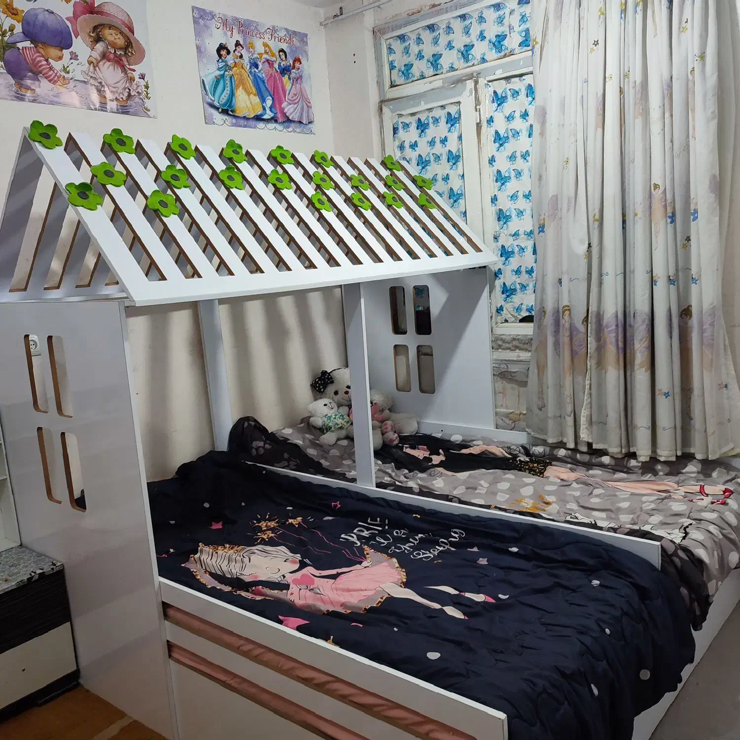 تخت خواب تک نفره|تخت و سرویس خواب|باوی, |دیوار