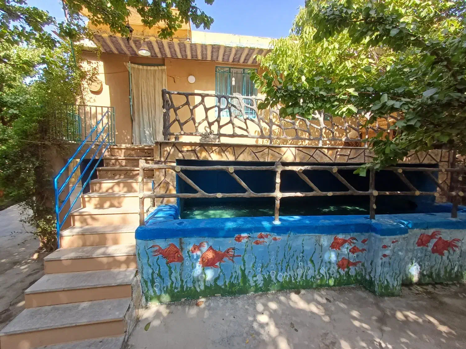 باغ ویلا 2000 متری استخردار سنندج|اجارهٔ کوتاهمدت ویلا و باغ|سنندج, |دیوار