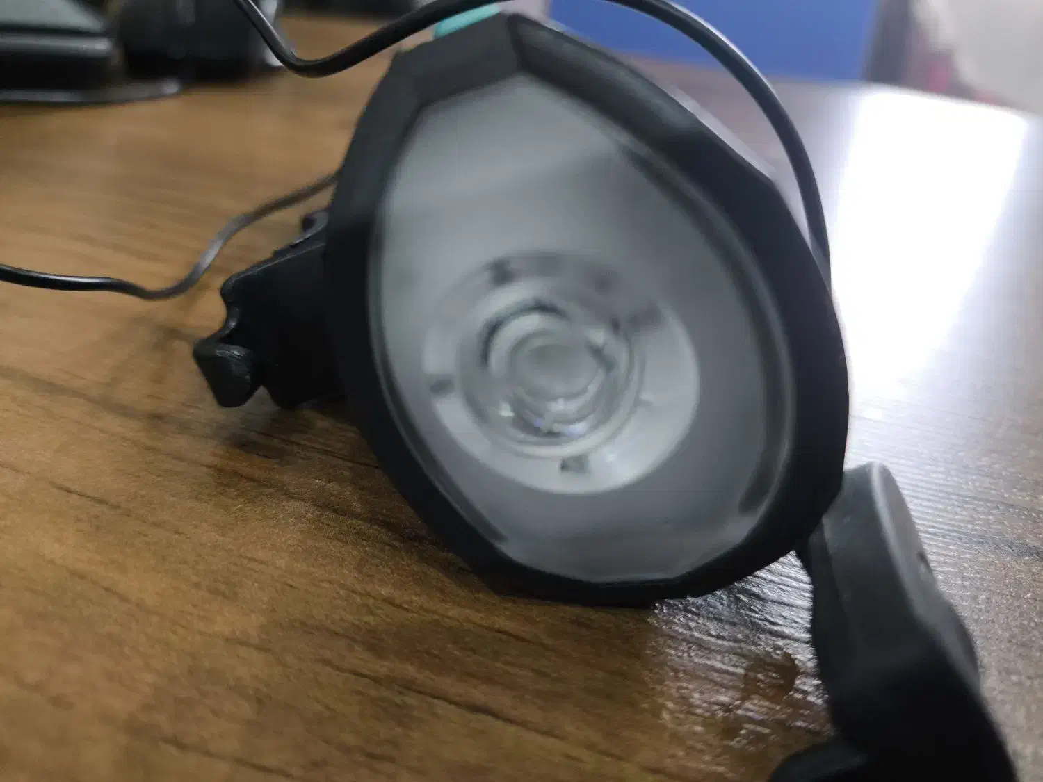 چراغ دوچرخه نو همراه با بوق|دوچرخه، اسکیت، اسکوتر|فولادشهر, C8|دیوار