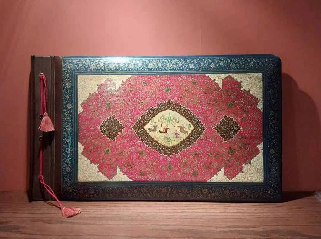 آلبوم قدیمی|کلکسیون اشیاء عتیقه|تهران, محمودیه|دیوار