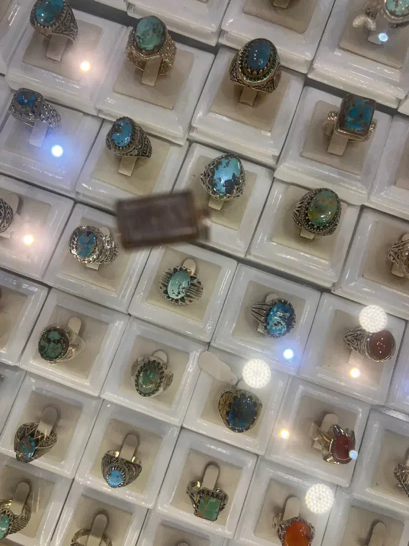 ویزیتور بازنشسته خانم|استخدام بازاریابی و فروش|اصفهان, احمدآباد|دیوار