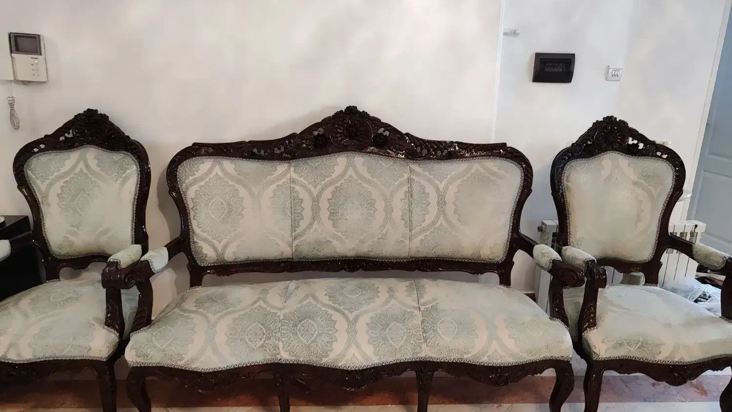 مبل سلطنتی و فرحی کلاسیک و بسیار آنتیک و قدیمی|مبلمان خانگی و میز عسلی|تهران, پونک|دیوار
