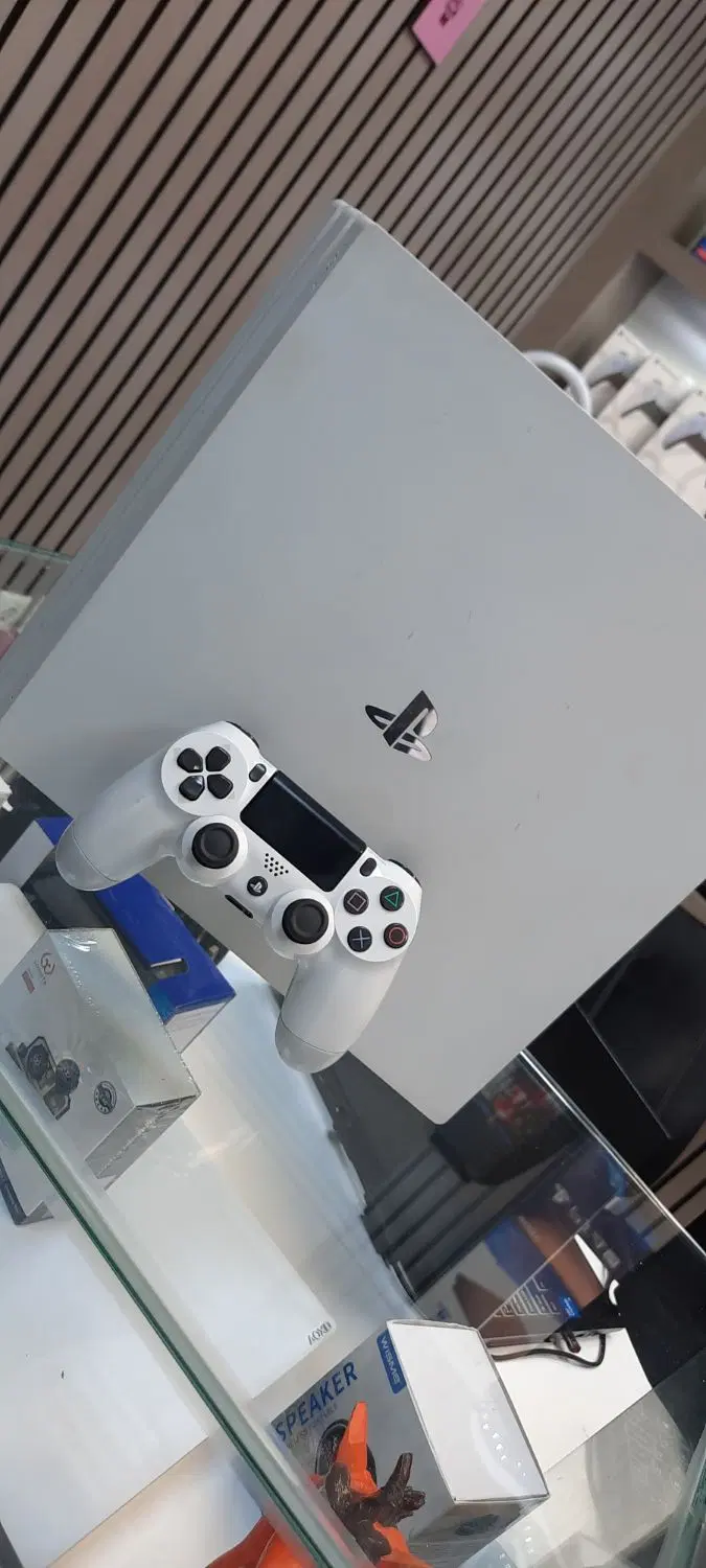 Ps4 pro|کنسول، بازی ویدئویی و آنلاین|شهرکرد, |دیوار