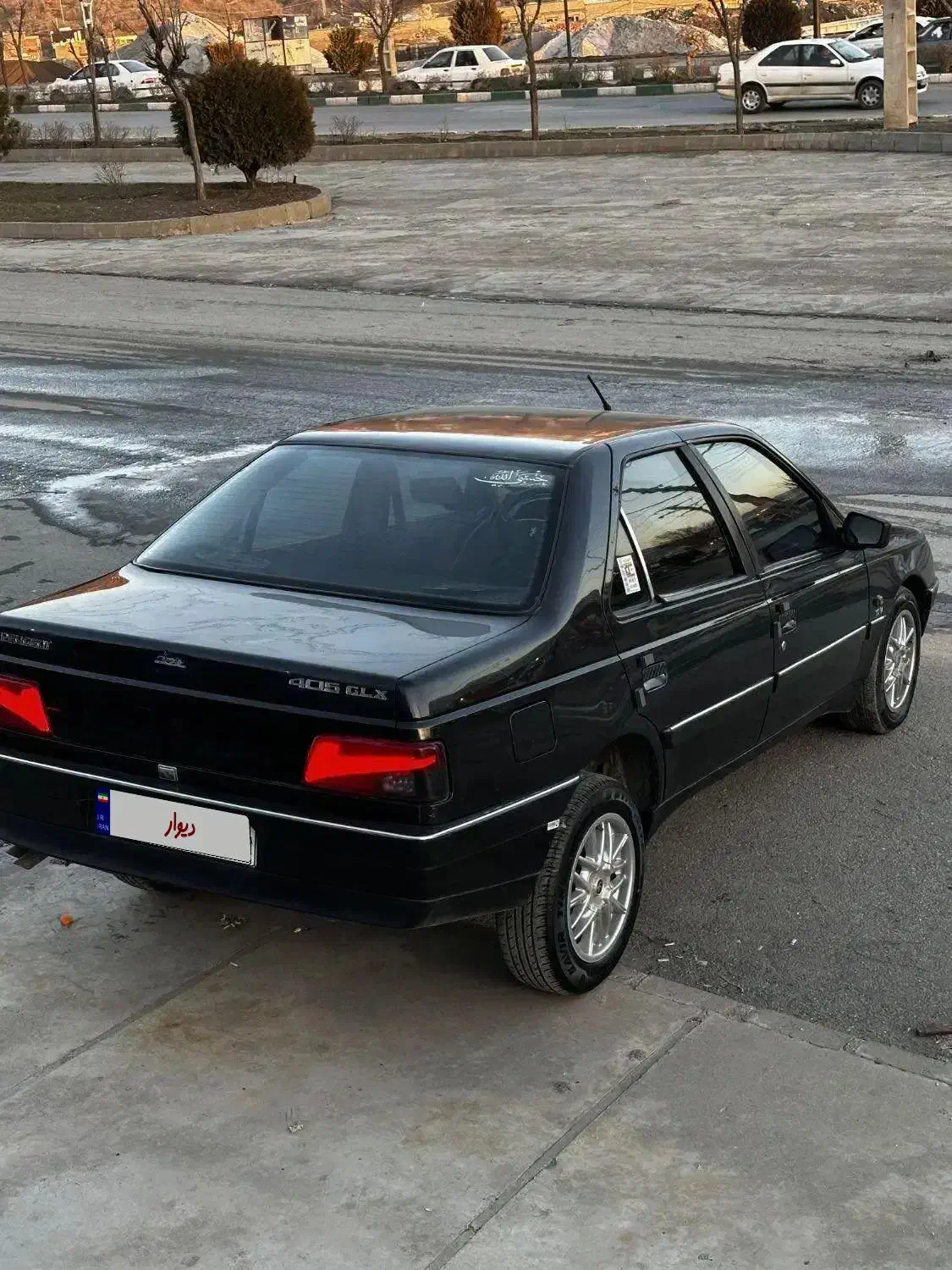 پژو 405 مشکی|خودرو سواری و وانت|بانه, |دیوار