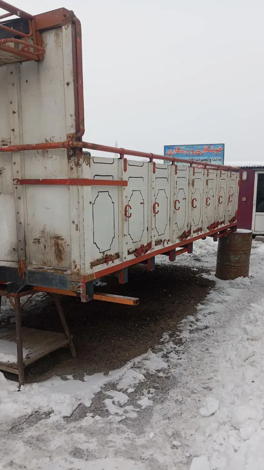 اتاق عقب|خودرو سنگین|همدان, |دیوار