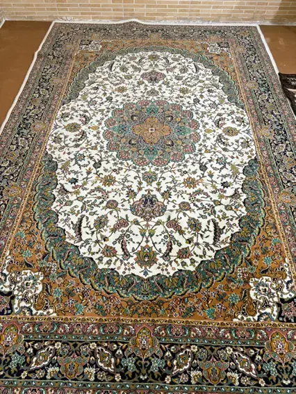 قالی ۶ متری|فرش|شیراز, مسلم|دیوار