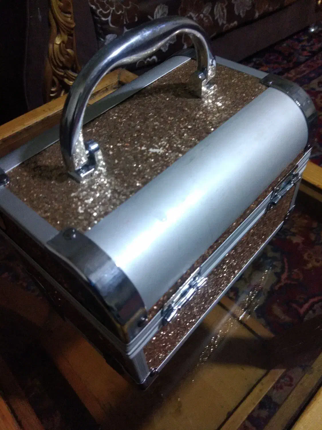 چمدان ارایشی|کیف، کفش، کمربند|شیراز, دشت چنار|دیوار