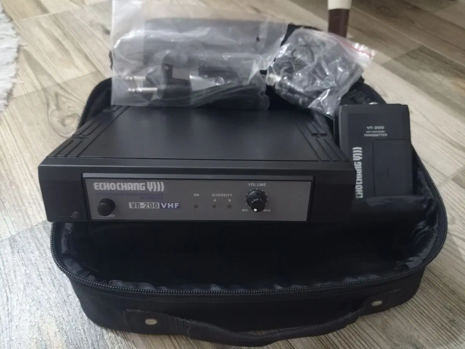 میکروفون یقه ای اکوچنگ|صوتی و تصویری|قرچک, میرزائی جنوبی|دیوار