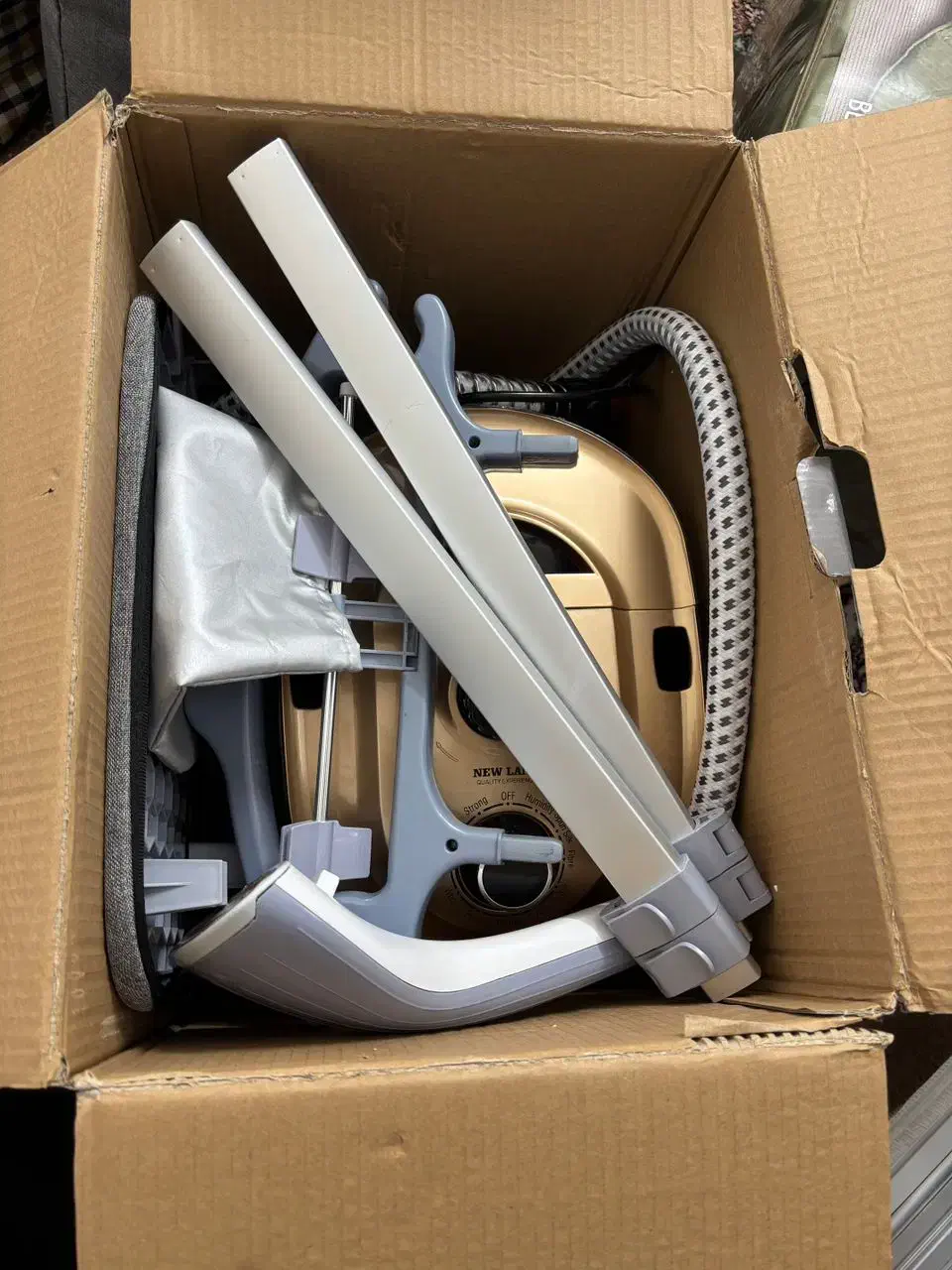 اتو بخار نیولند newland|اتو و لوازم اتو|شیراز, معالیآباد|دیوار